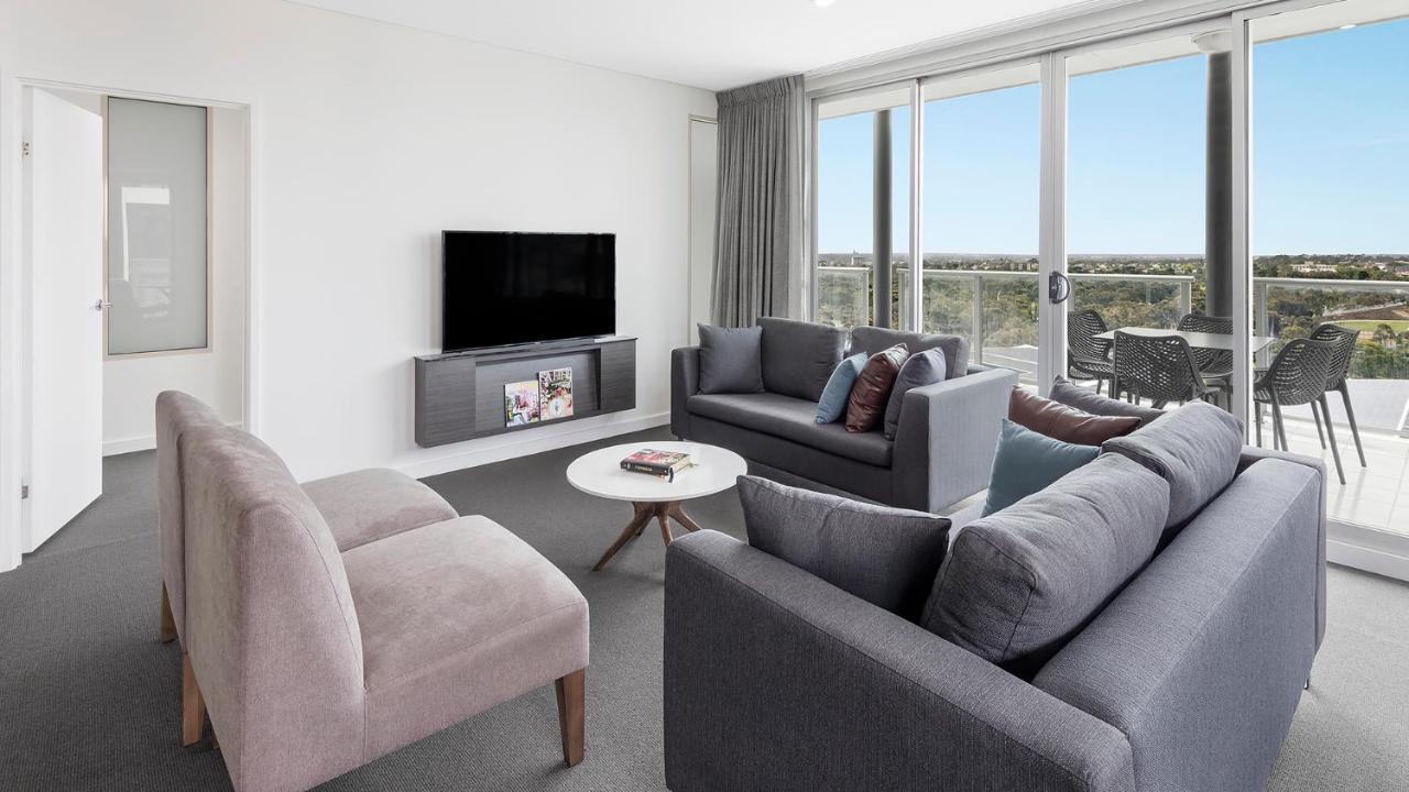 Oaks Adelaide Embassy Suites المظهر الخارجي الصورة