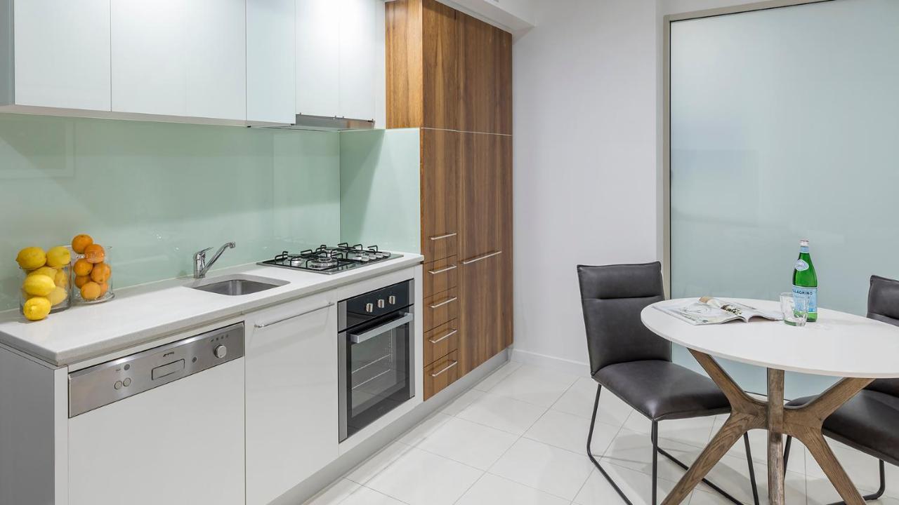 Oaks Adelaide Embassy Suites المظهر الخارجي الصورة