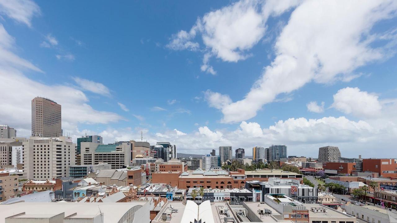 Oaks Adelaide Embassy Suites المظهر الخارجي الصورة